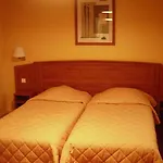 Logis De France- Restaurant Grill Hotel 2*