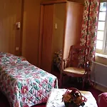 Logis De France- Restaurant Grill Ξενοδοχείο 2*