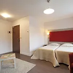 Hotel Logis De France- Restaurant Grill