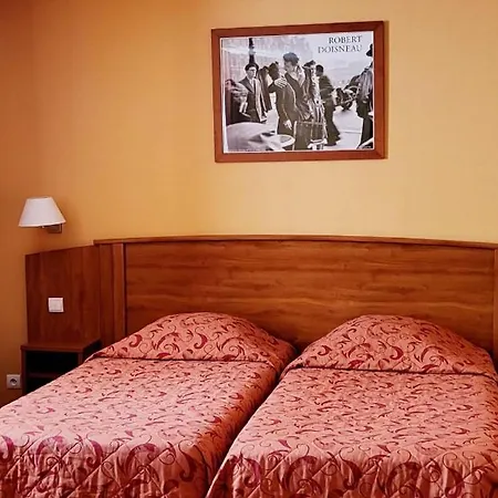 Logis De France- Restaurant Grill Hotel 2*