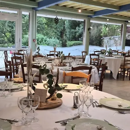 Logis De France- Restaurant Grill Hotel Domfront (Orne)