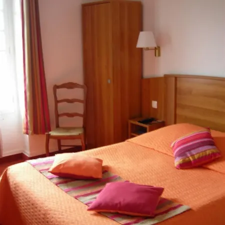 Logis De France- Restaurant Grill Hotel Domfront (Orne)