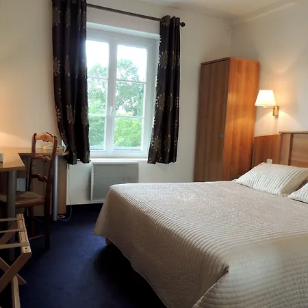 Logis De France- Restaurant Grill 栋弗龙