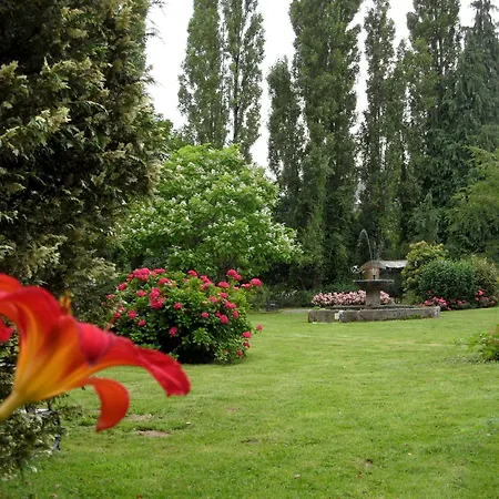 Logis De France- Restaurant Grill 酒店 2*