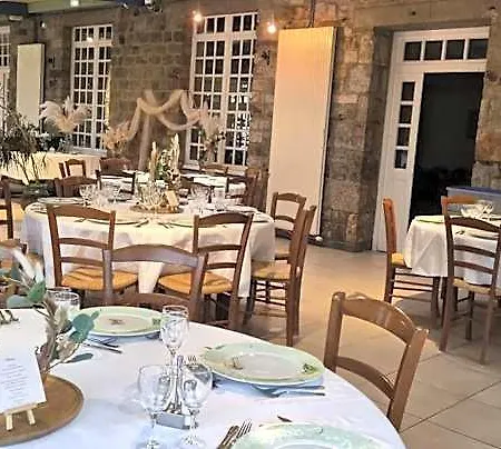 Logis De France- Restaurant Grill 2*