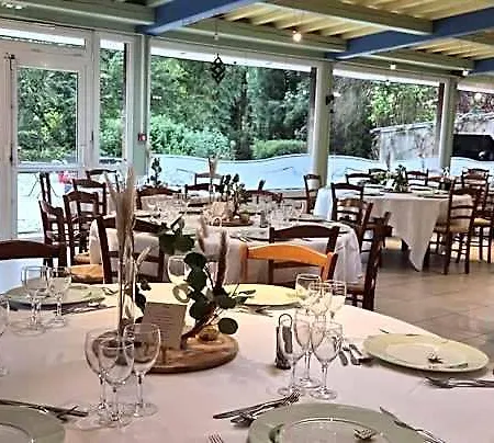 Logis De France- Restaurant Grill Hotel 2*