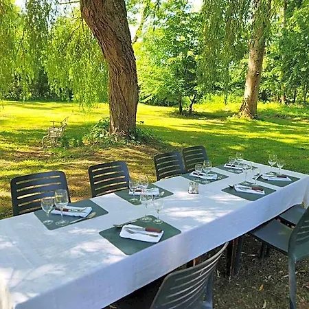 Logis De France- Restaurant Grill 2*