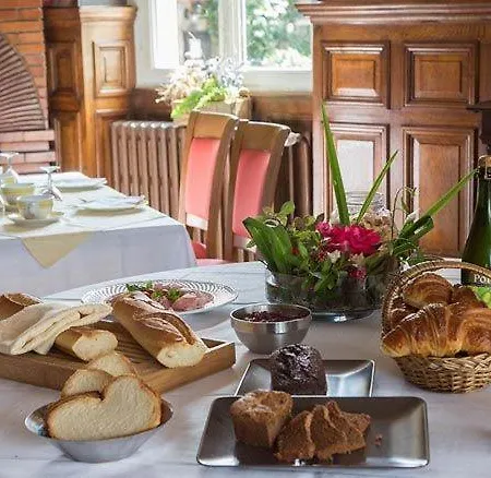 Hotel Logis De France Restaurant Grill 2*