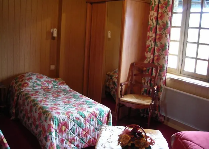 Logis De France- Restaurant Grill Hotel 2*